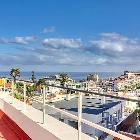 Spacious Penthouse With King-size Bed, Huge Terrace, Ocean & Teide View Апартаменты Пуэрто-де-ла-Крус